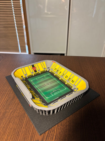Barevný 3D model Rudolf-Harbig-Stadionu Dynamo Dresden – StadiArt 3D – pohled 5