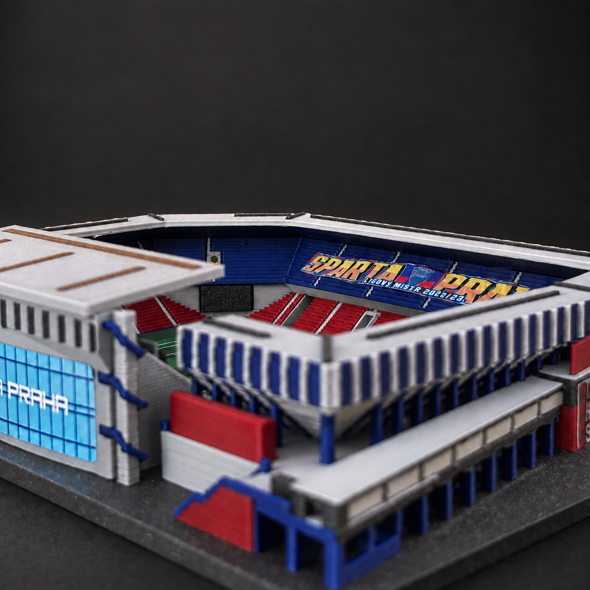 Letná – Farbiges 3D-Stadionmodell – Ansicht 3