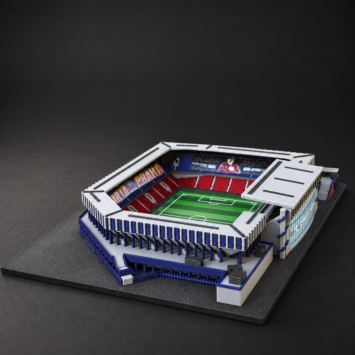 Letná – Farbiges 3D-Stadionmodell