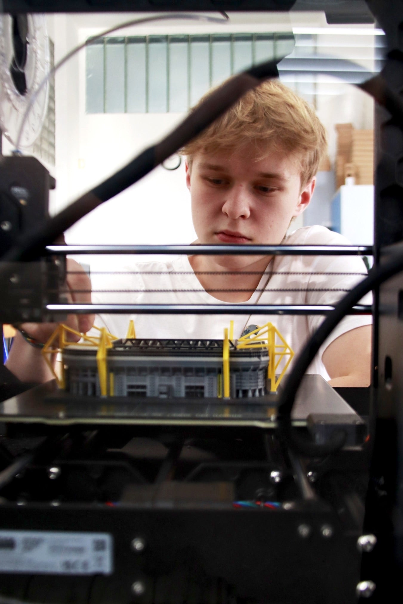 Ein Stadionmodell im 3D-Drucker